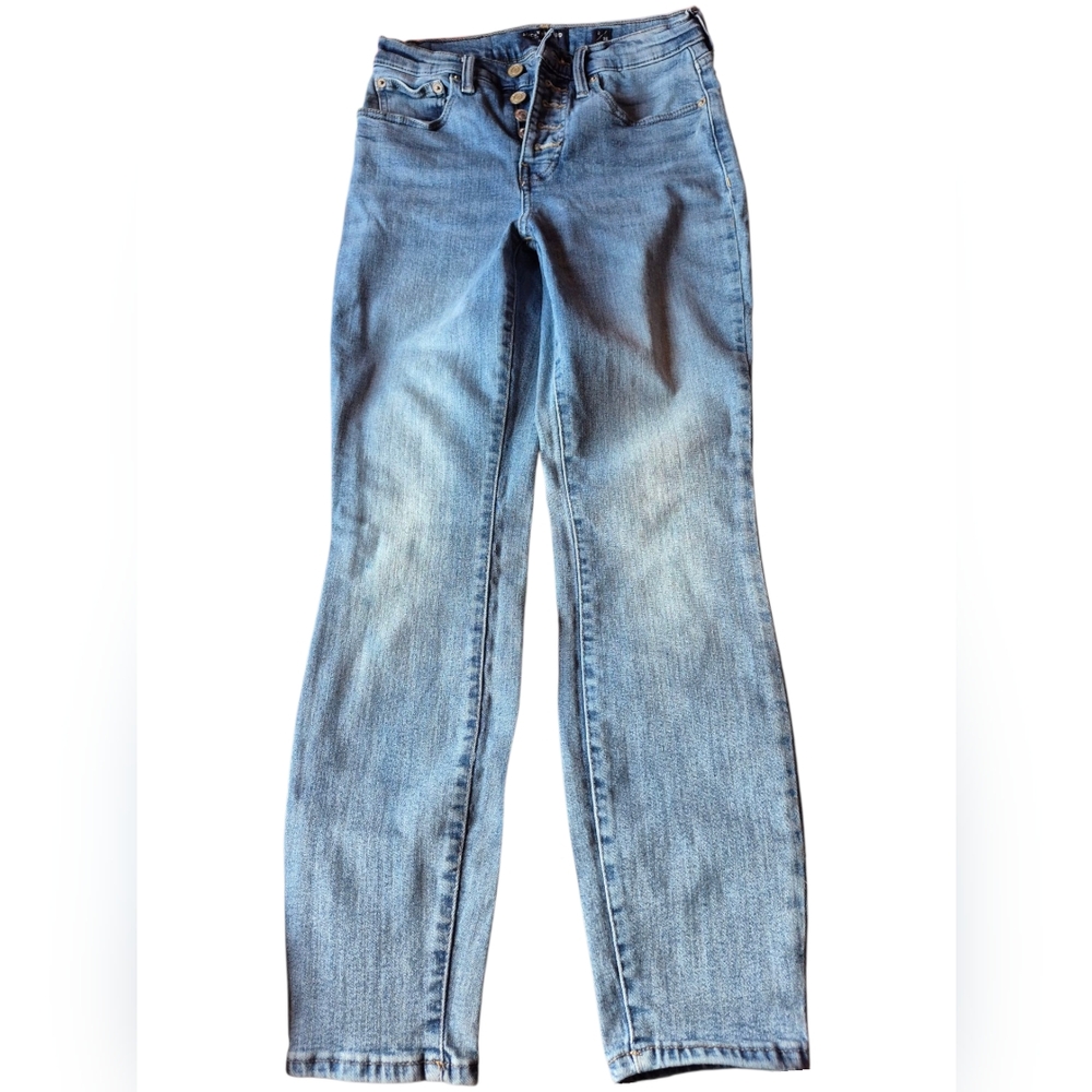 Lucky Brand Classic Blue Women's Jeans
